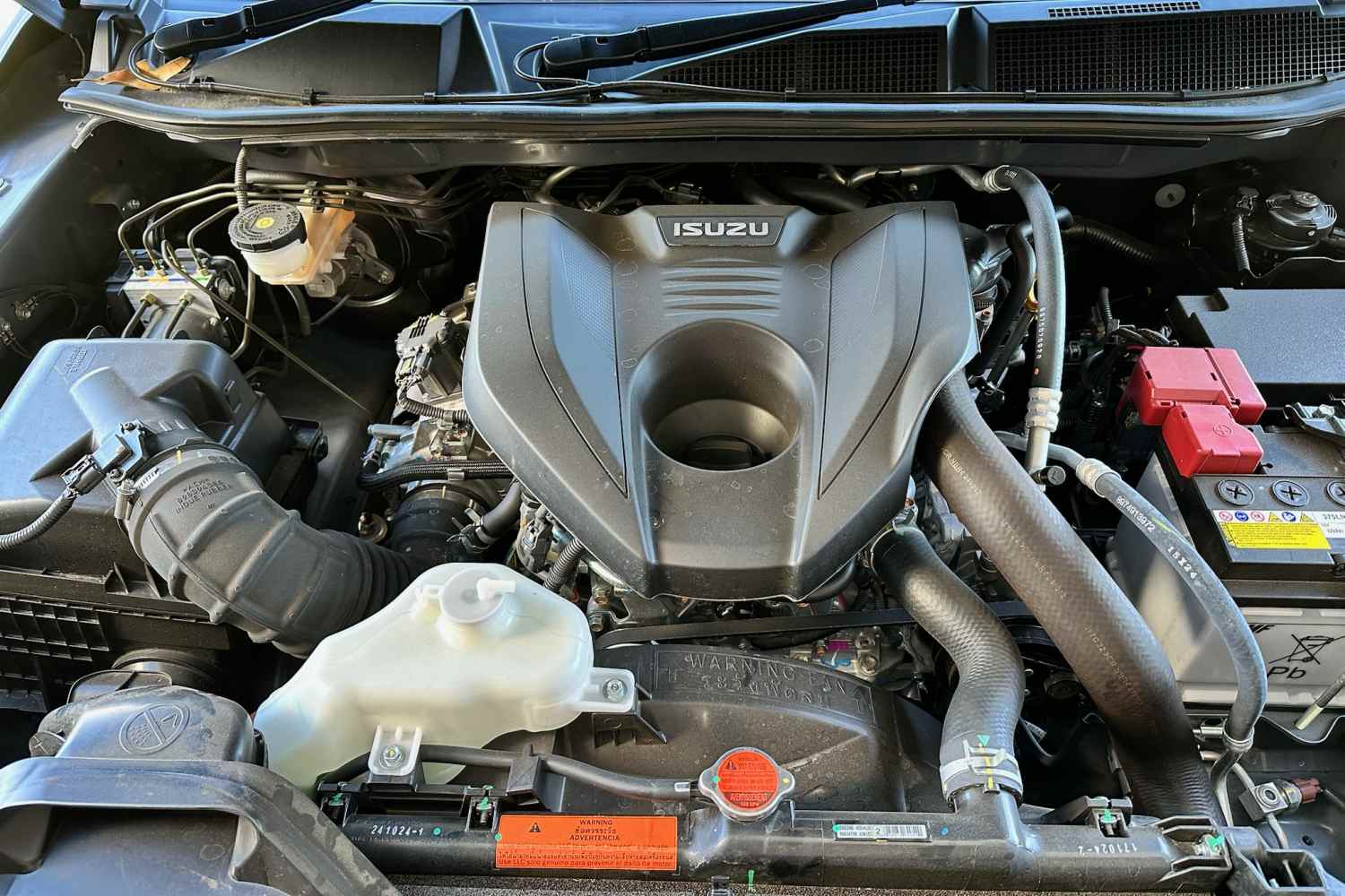 2026 Isuzu MU-X X-Terrain 3 litre engine 1