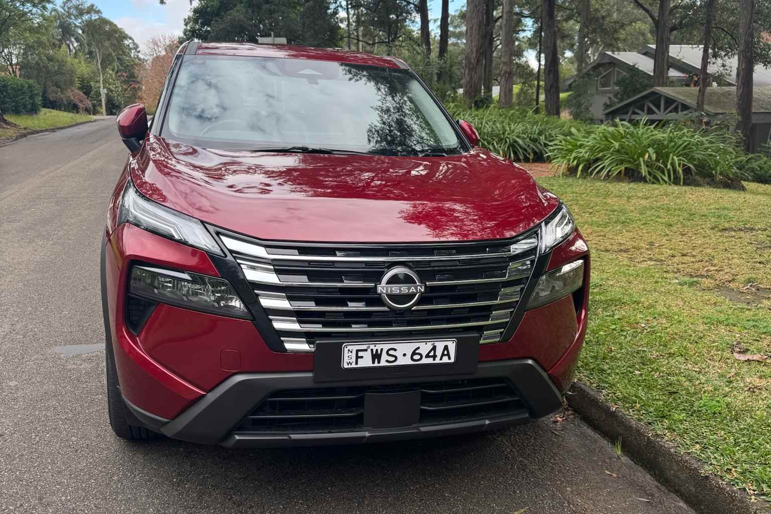 2026 Nissan X-Trail ST 2WD SUV front grill 1