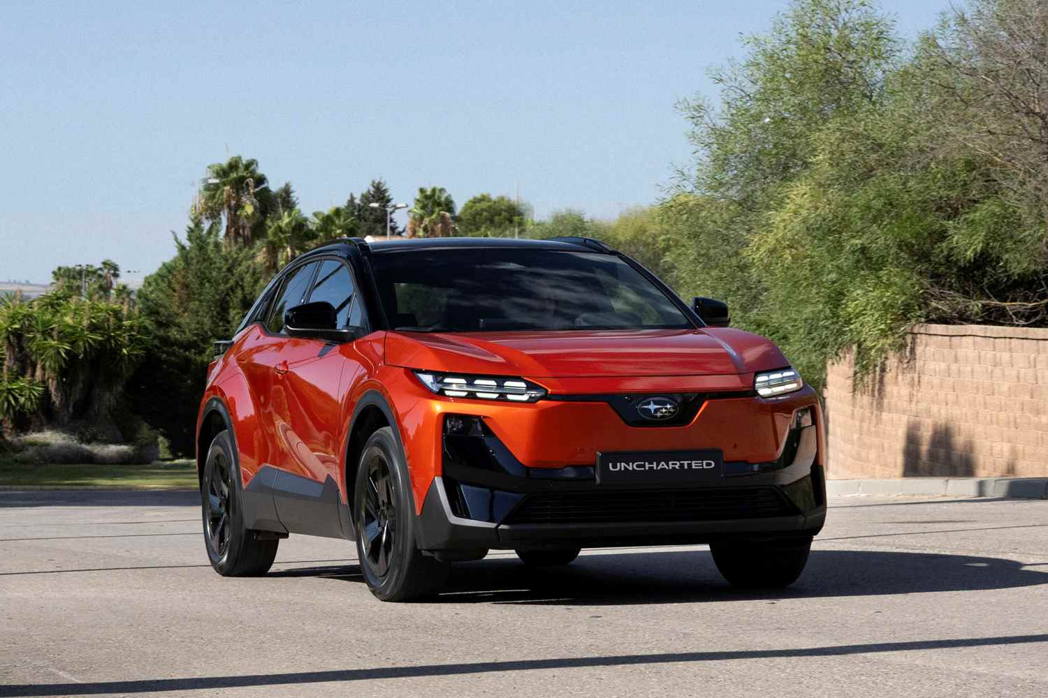 2026 Subaru Uncharted front 1