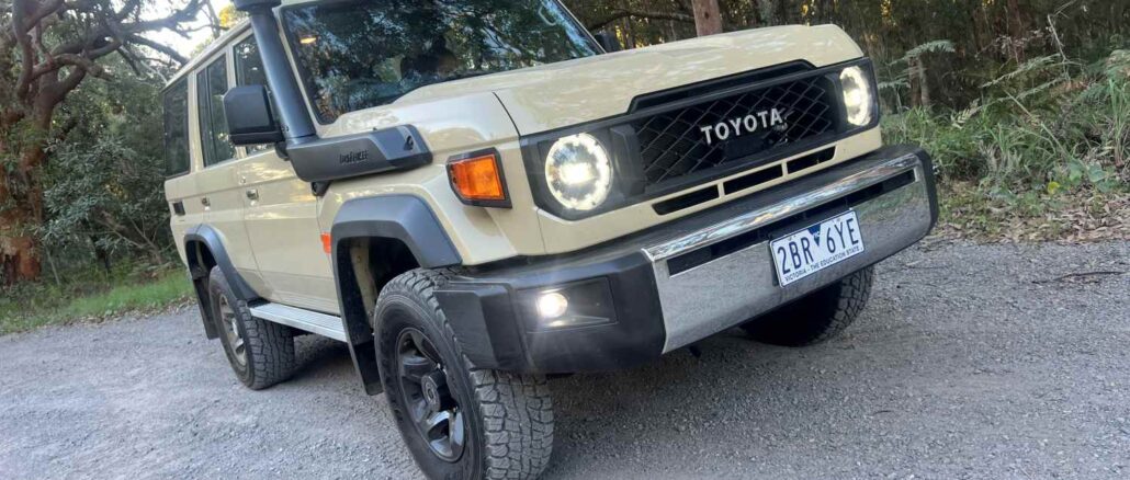 2026 Toyota LC 76 GXL Wagon front quarter 1