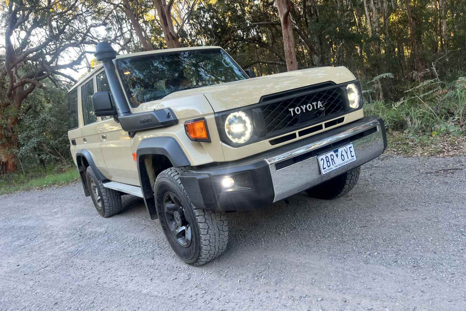 2026 Toyota LC 76 GXL Wagon front quarter 1