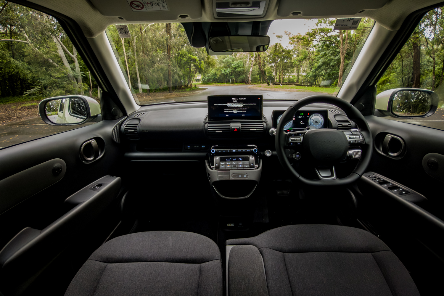 2026-hyundai-inster-interior-front-wide-fov