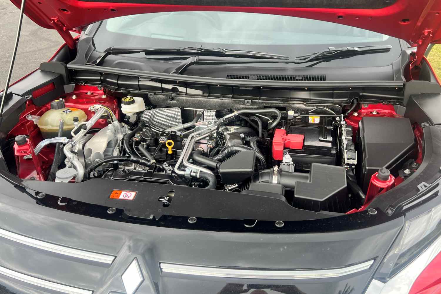2026 Mitsubishi Outlander Exceed five seat SUV engine 1