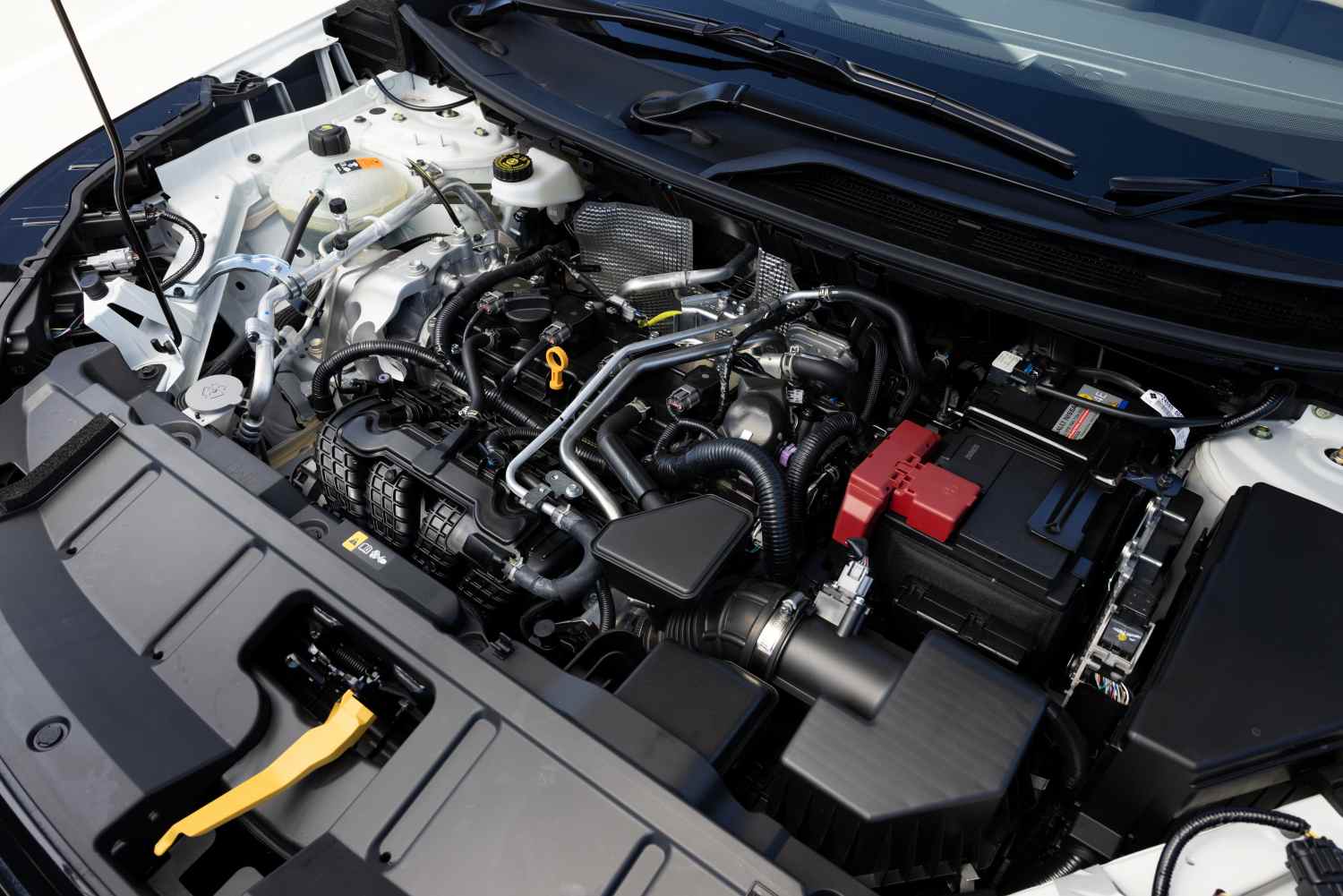 2026 Nissan MY26 X-TRAIL - ST-L - Everest White - Engine Bay (1)