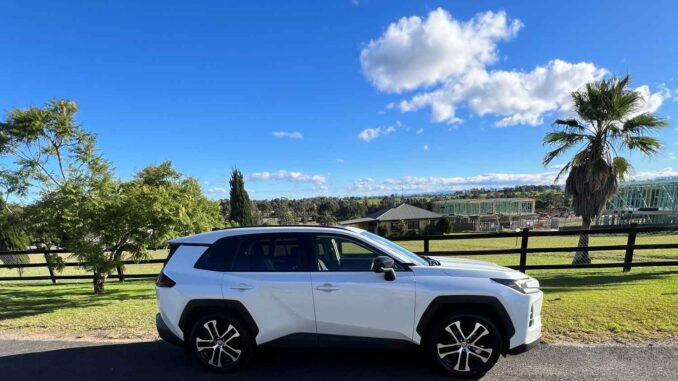 2026 Toyota RAV4 Cruiser Hybrid 2WD profile 1