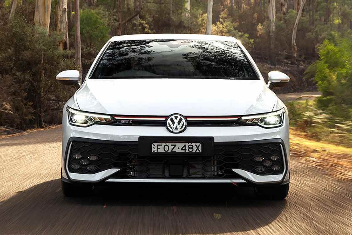 2026 VW Golf GTi front view 1