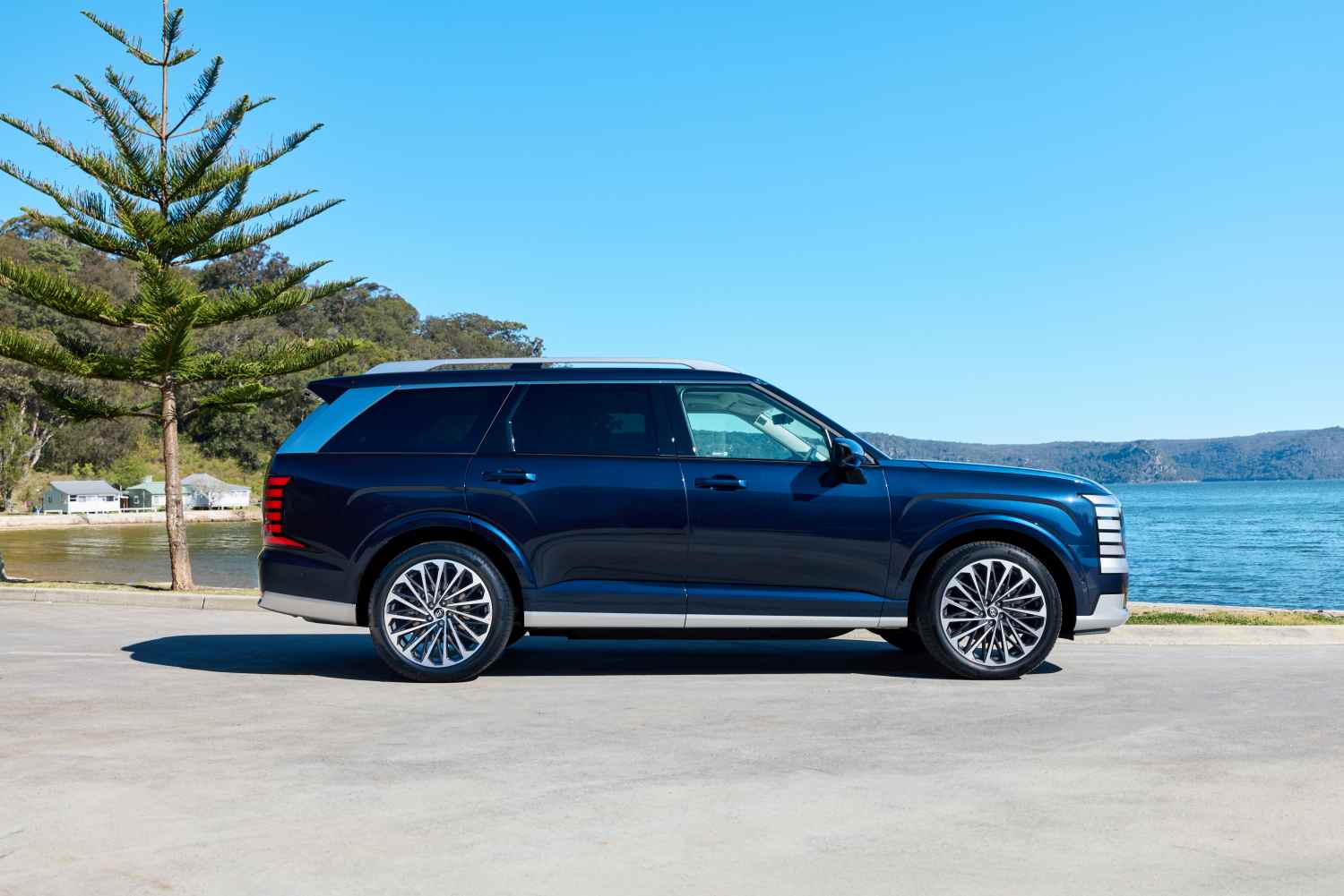 Hyundai Palisade Caligraphy profile 1