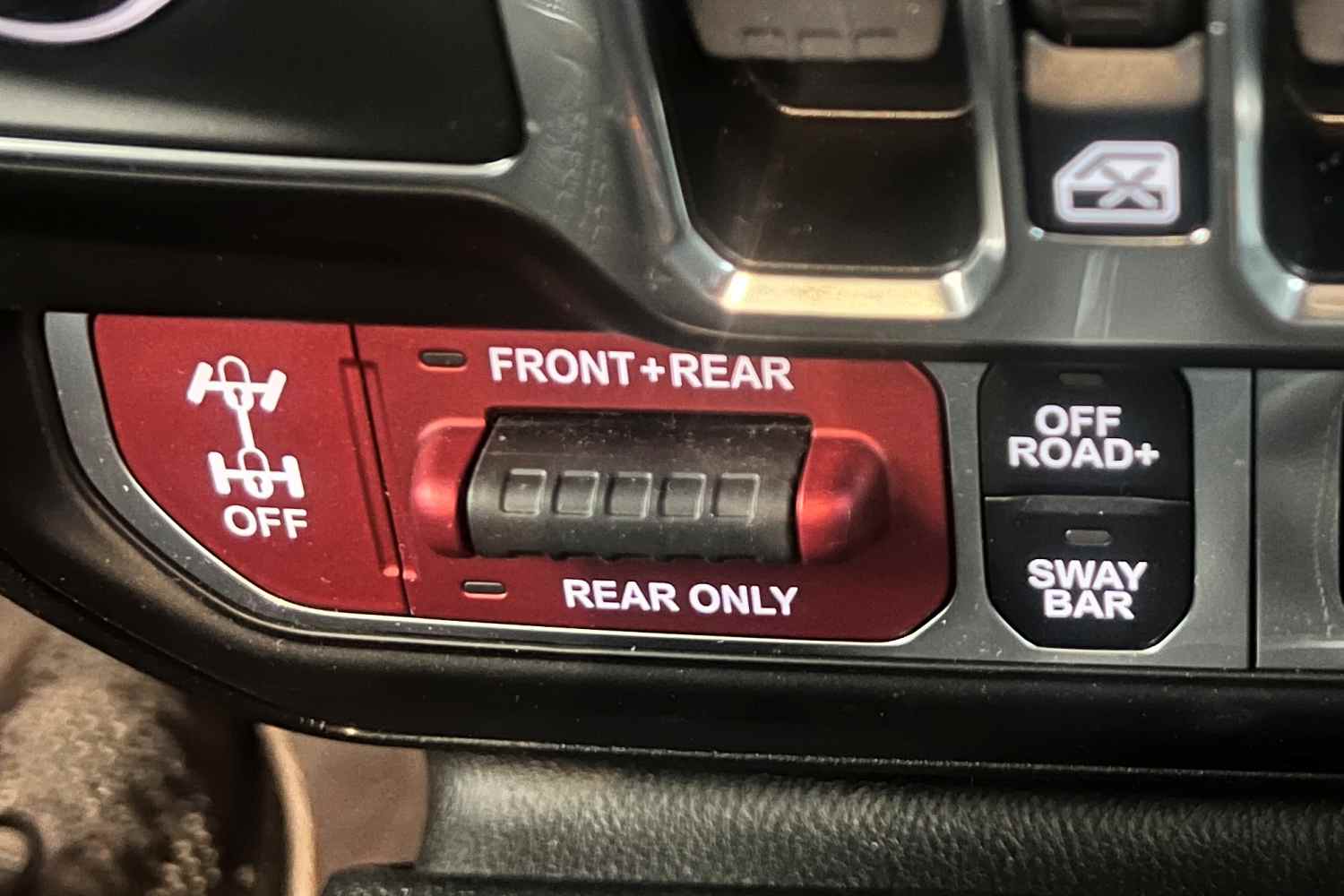 2026 Jeep Wrangler Rubicon 4 door 4WD sway bar and diff locks