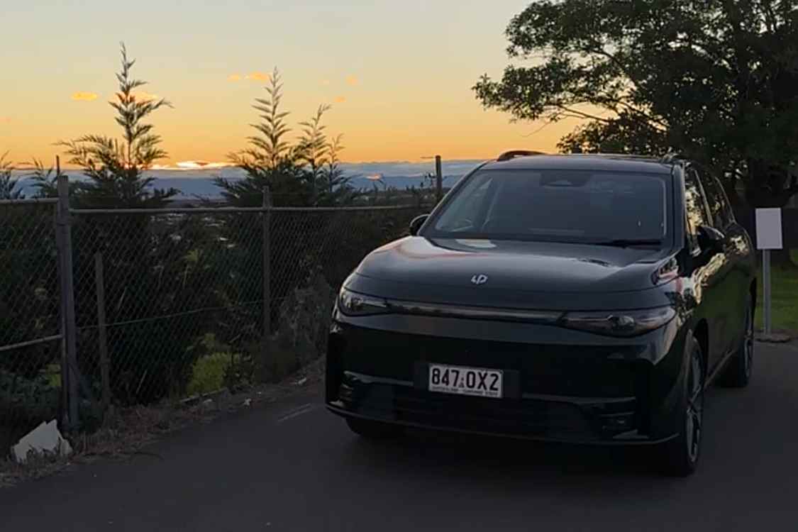 Leapmotor C10 LR front quarter 2