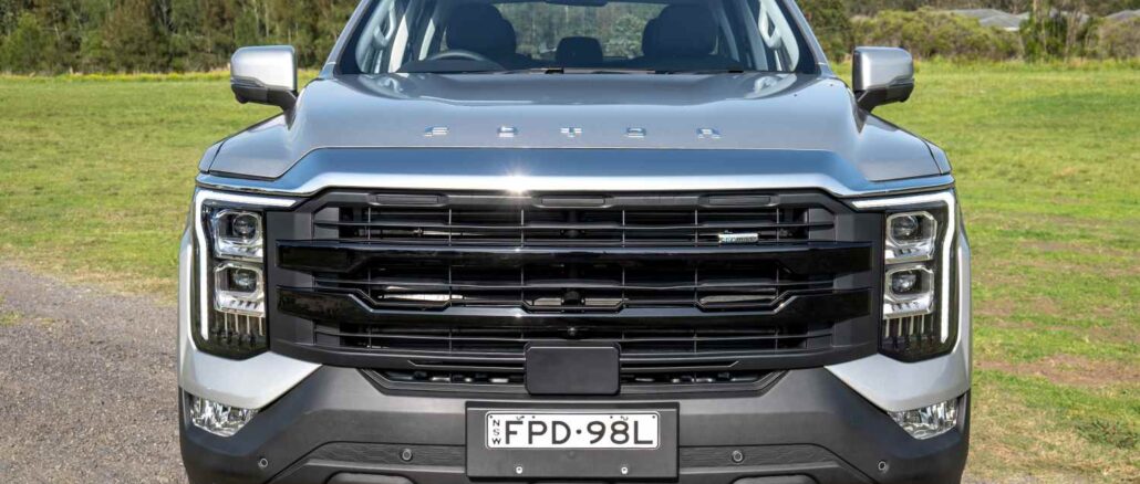 FOTON Tunland V7 C 4X2 front grill and LED lights 1