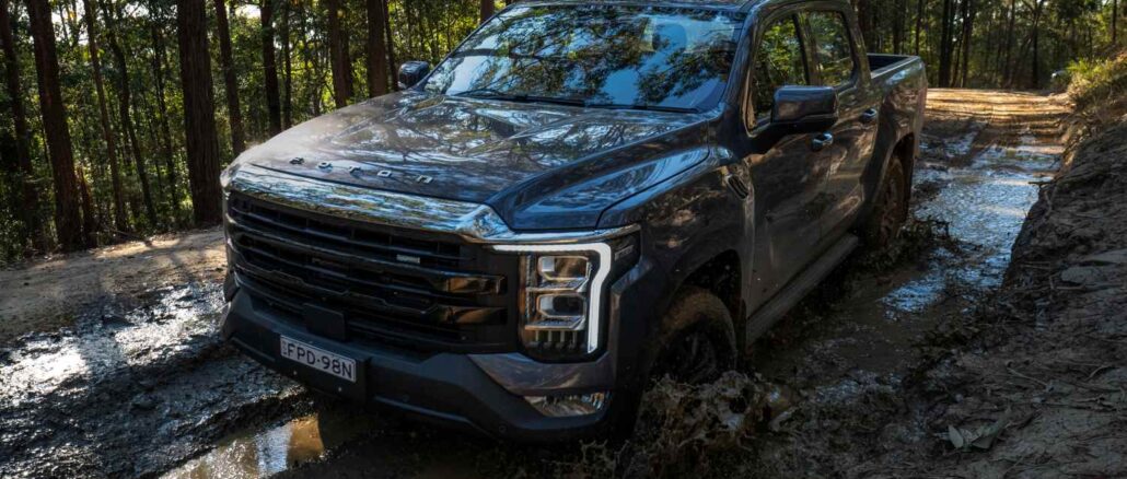 FOTON Tunland V7-C 4x4_front quarter 1