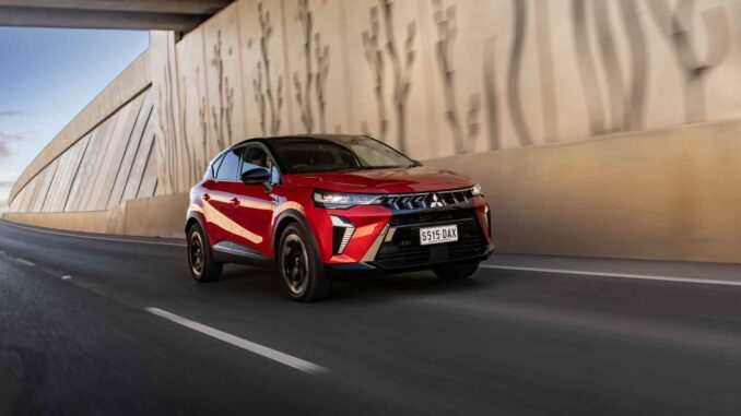 2025 Mitsubishi ASX Driving 1
