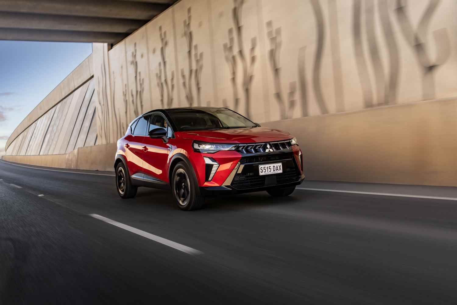 2025 Mitsubishi ASX Driving 1