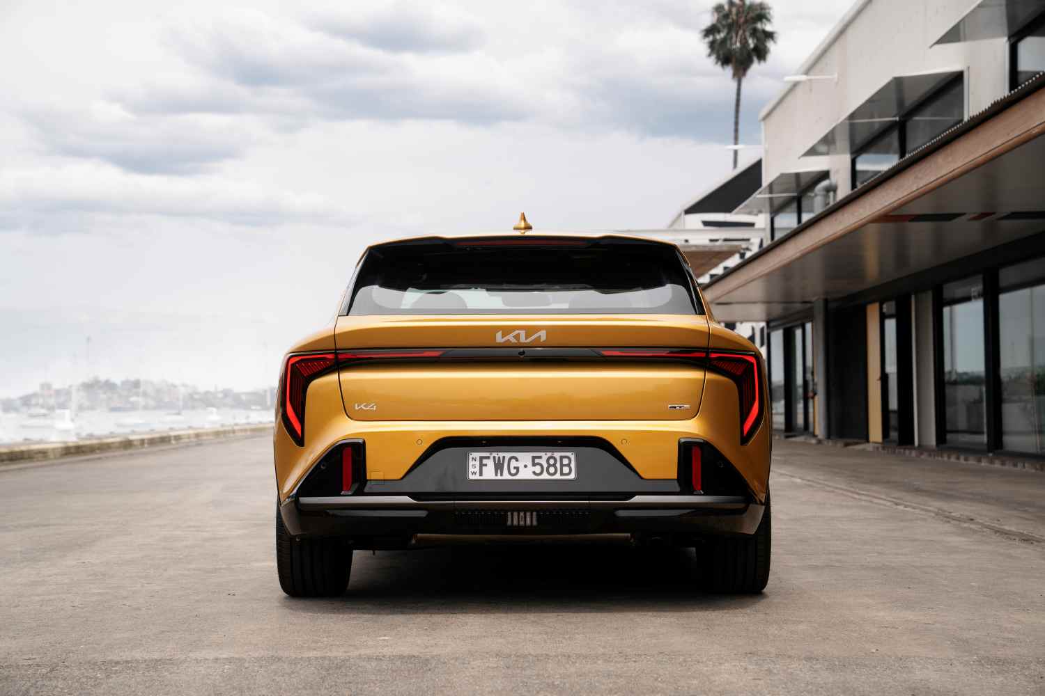 Kia K4 GT-Line Hatch gold rear1