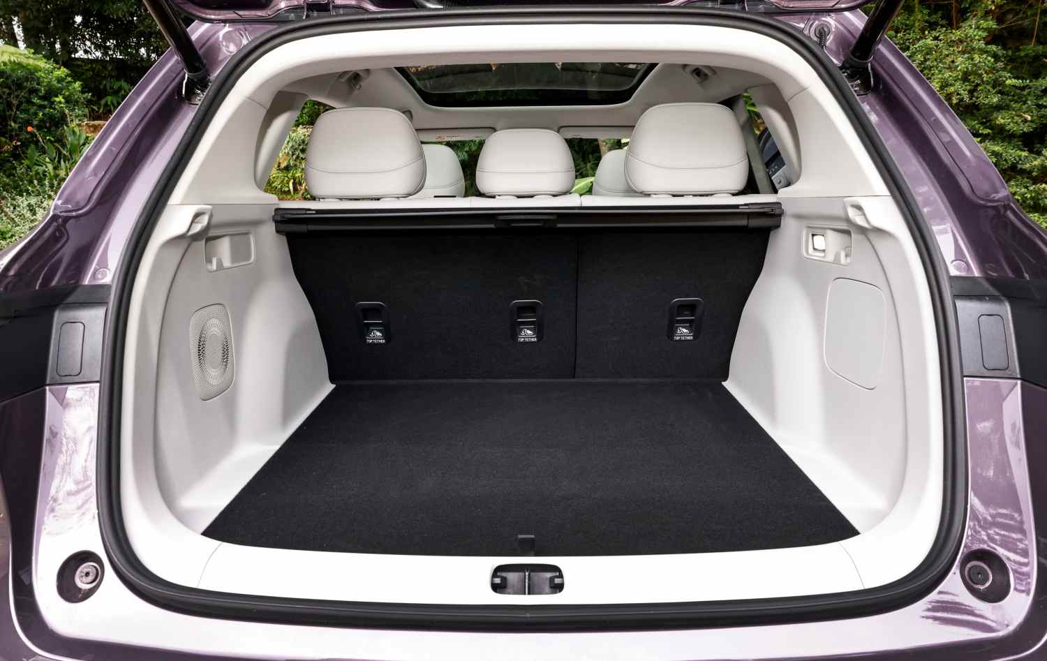 Leapmotor B10 boot space 1