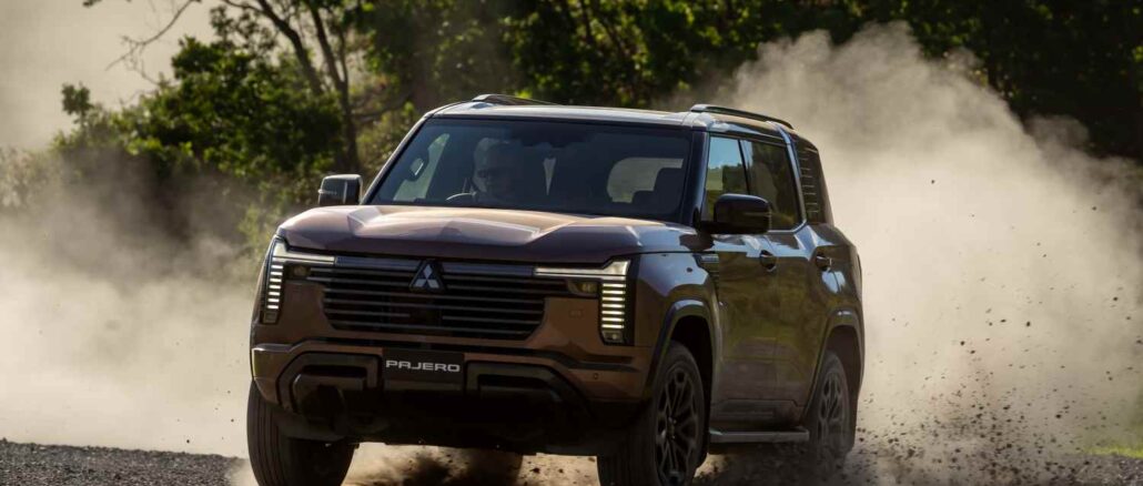 pajero_driving_on_gravel_roads09