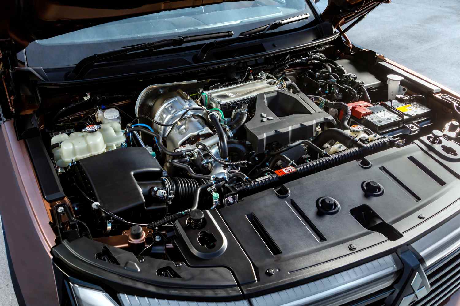 Pajero engine 