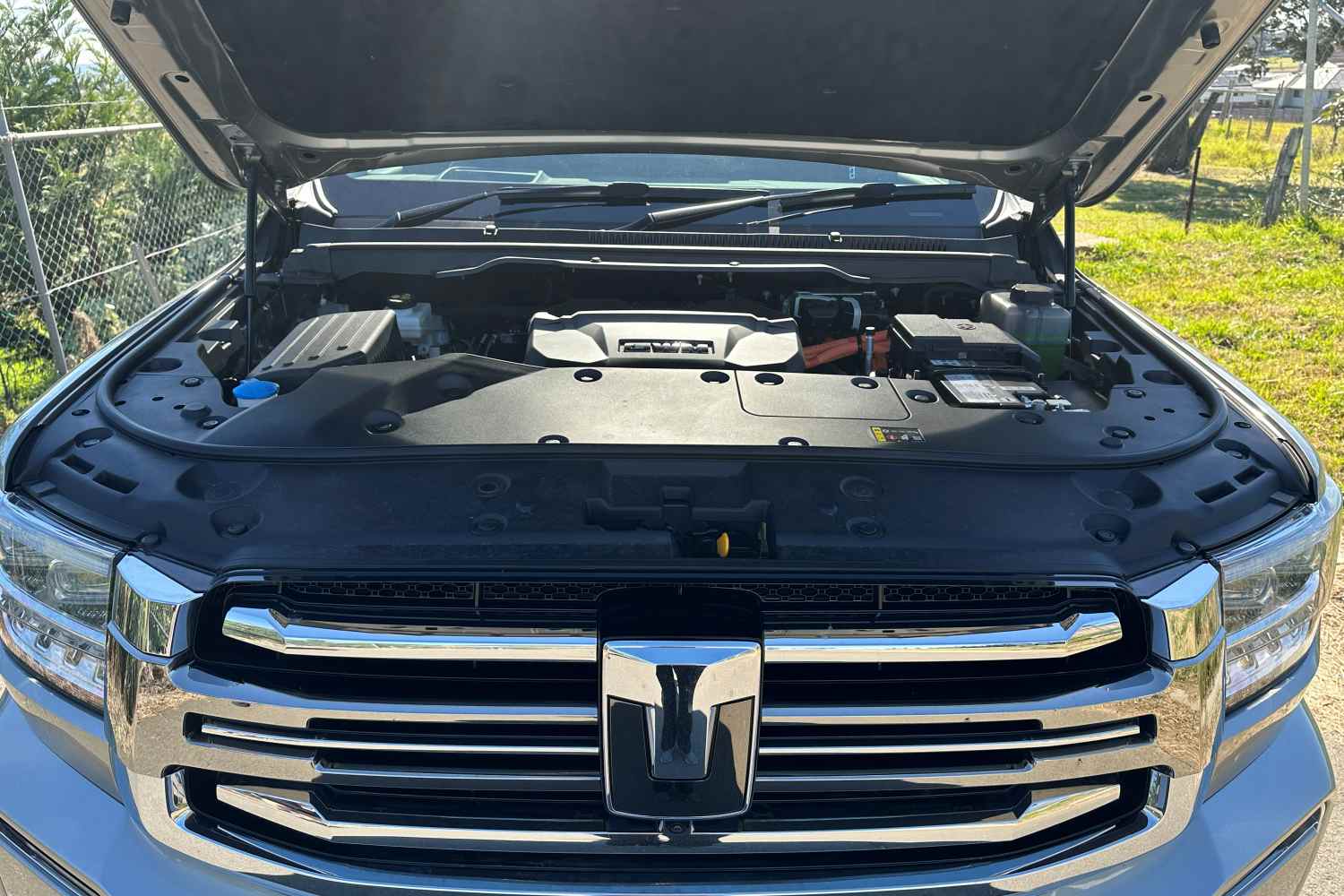 2026 GWM Tank 500 Ultra PHEV engine 1