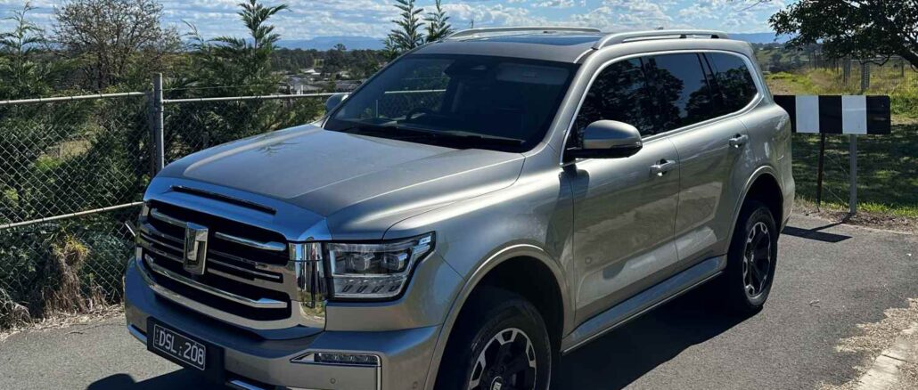 2026 GWM Tank 500 Ultra PHEV front quarter 1