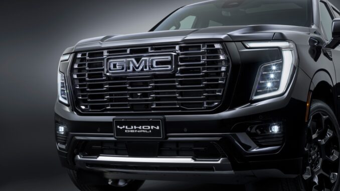 GMC Yukon Denali Signature Black