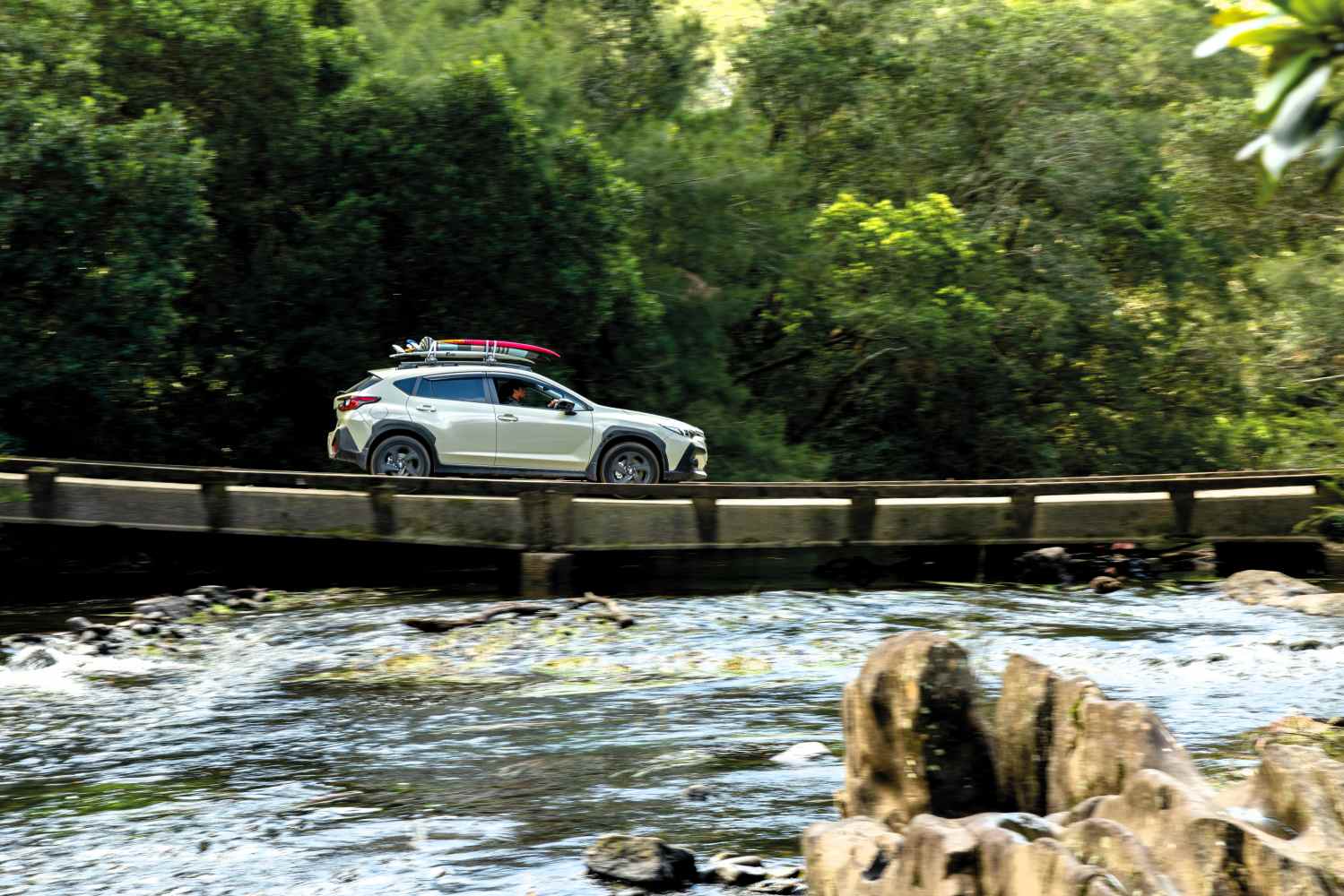 MY26 Crosstrek AWD Rip Curl SE Driving Side Causeway_batch