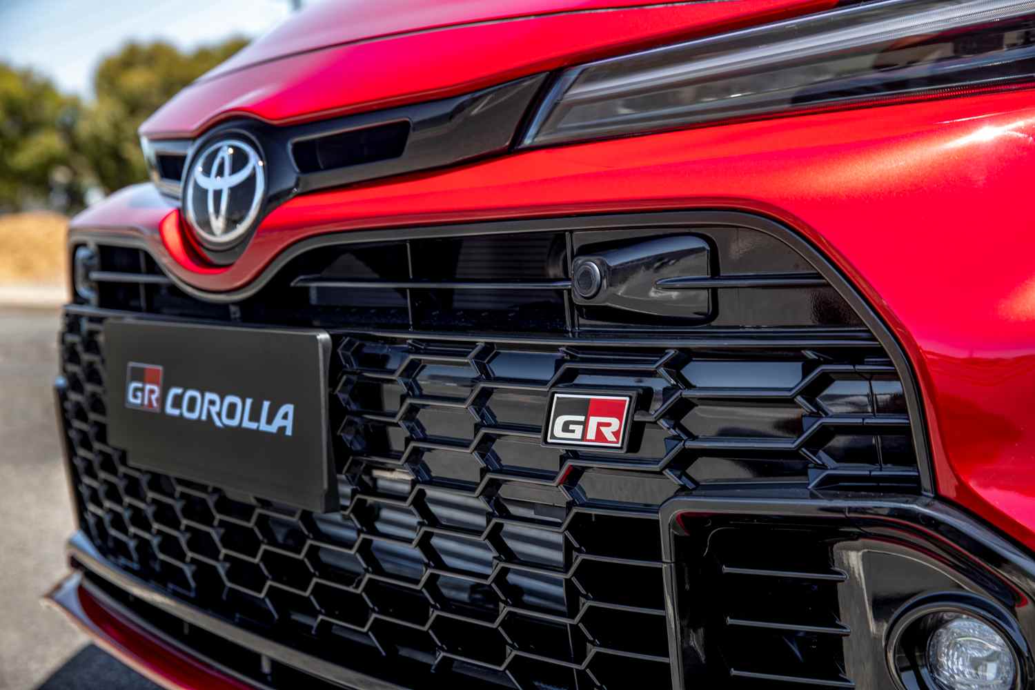 Toyota Corolla GR GTS front grill 1