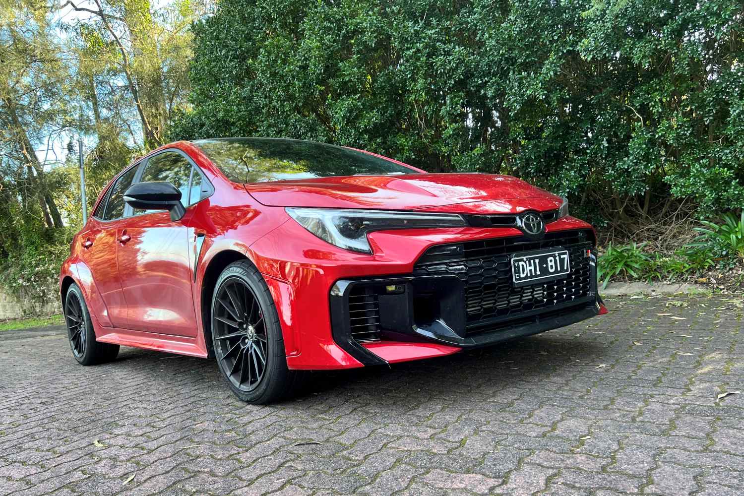 Toyota Corolla GR GTS front quarter 1